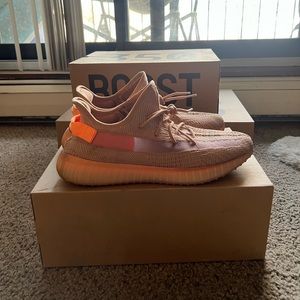 Size 14 yeezy 350 clay